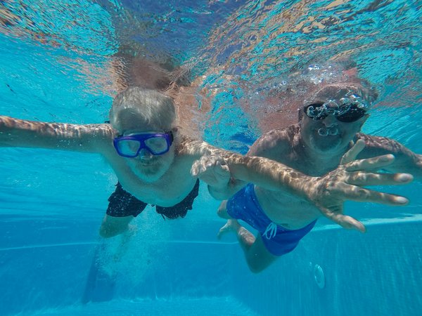 Badehose burberry für herren: stilvoll und reduziert shoppen